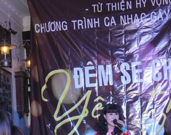 NSƯT Hồng Liên và các Hot teen tổ chức đêm nhạc từ thiện